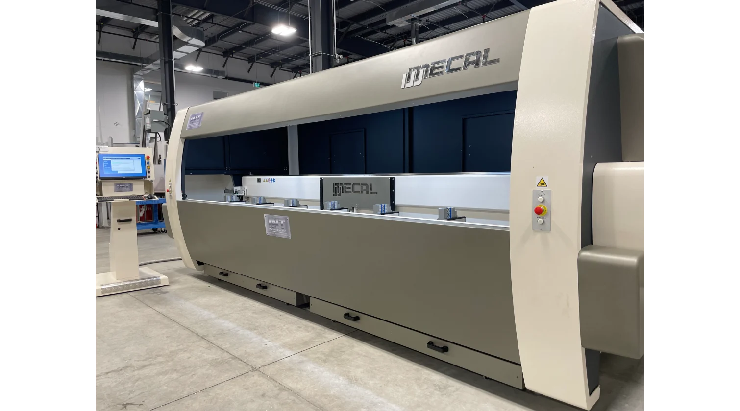 int machinery CNC profile machining centres 4axes mecal falcon installation 1