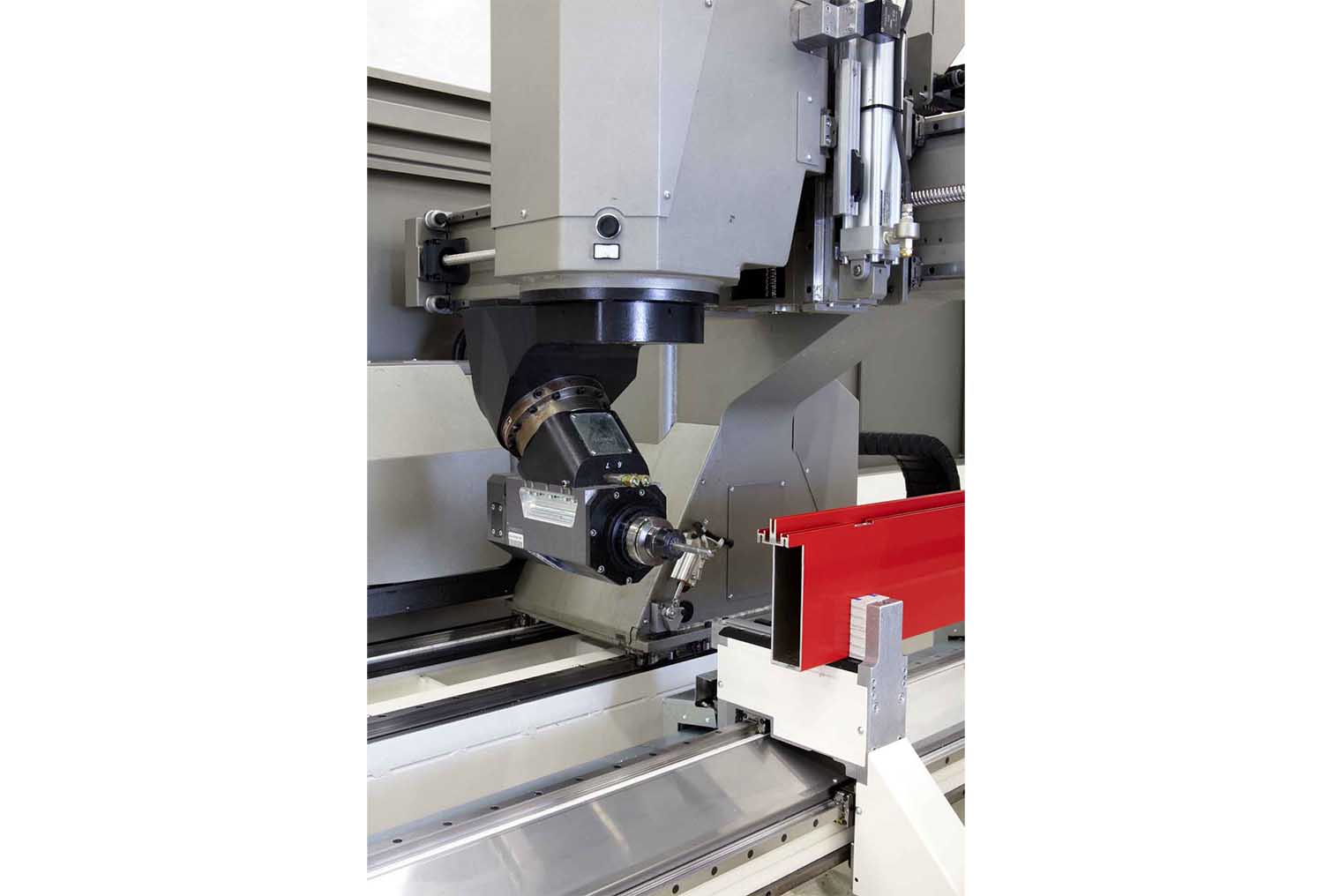 5 axis profile machining centre mecal taurus detail4
