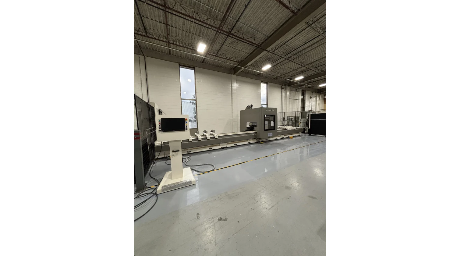 CNC profile machining centres 5axes mecal ariel5 int machinery installation 2