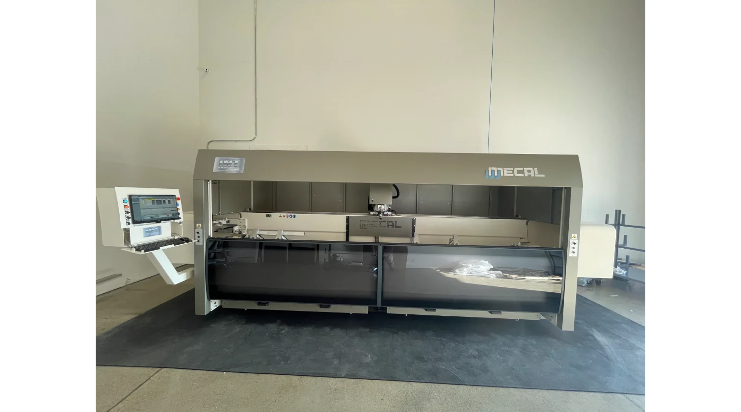 int machinery CNC profile machining centres 4axes mecal kosmos installation 3