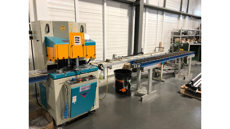 int machinery aluminum v cut vertical saw Yilmaz VK 420 installed in alberta