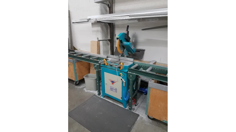 int machinery single head saw down cut saw KD 400PS installation 5